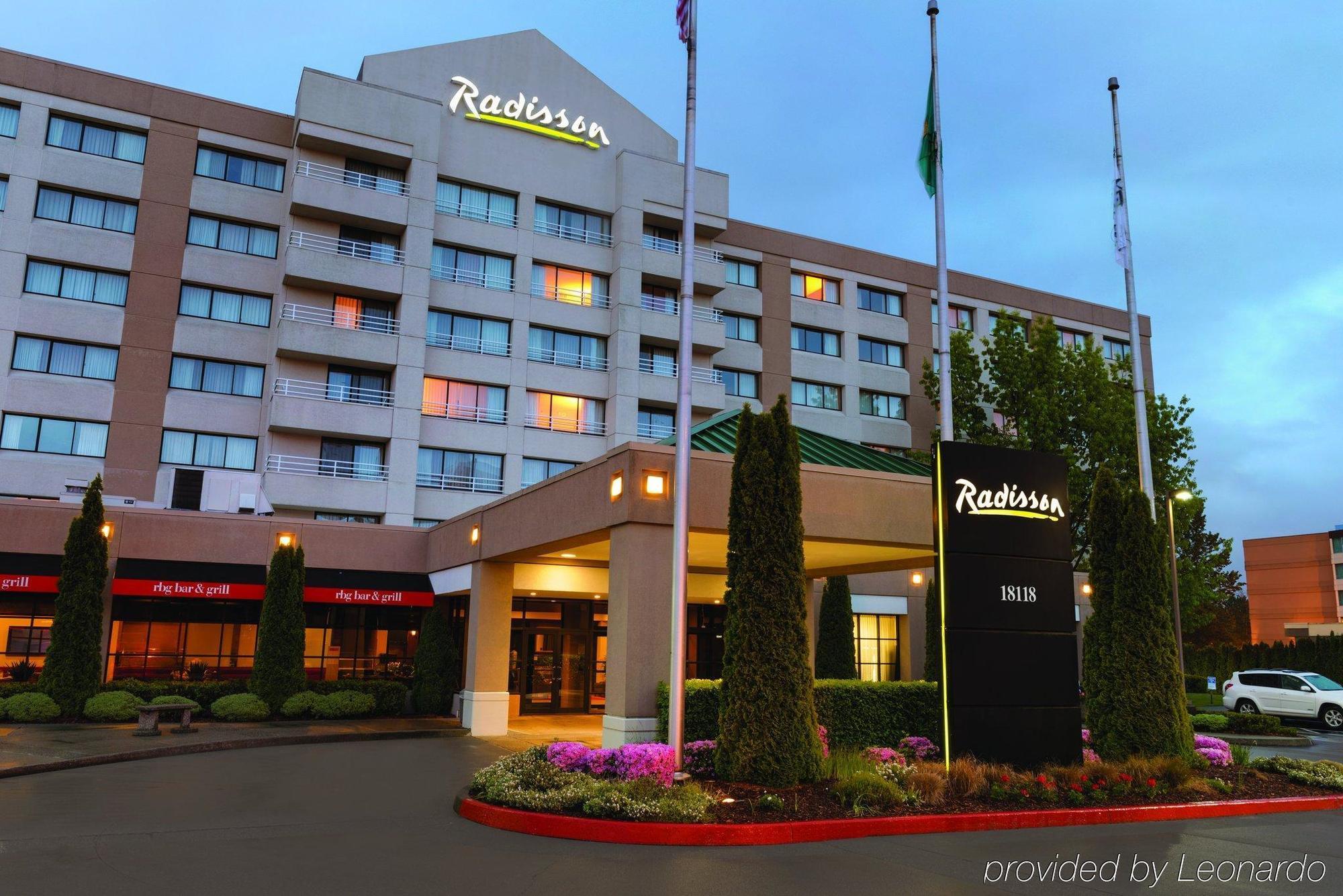 ラディソン ホテル シアトル エアポート シータック エクステリア 写真